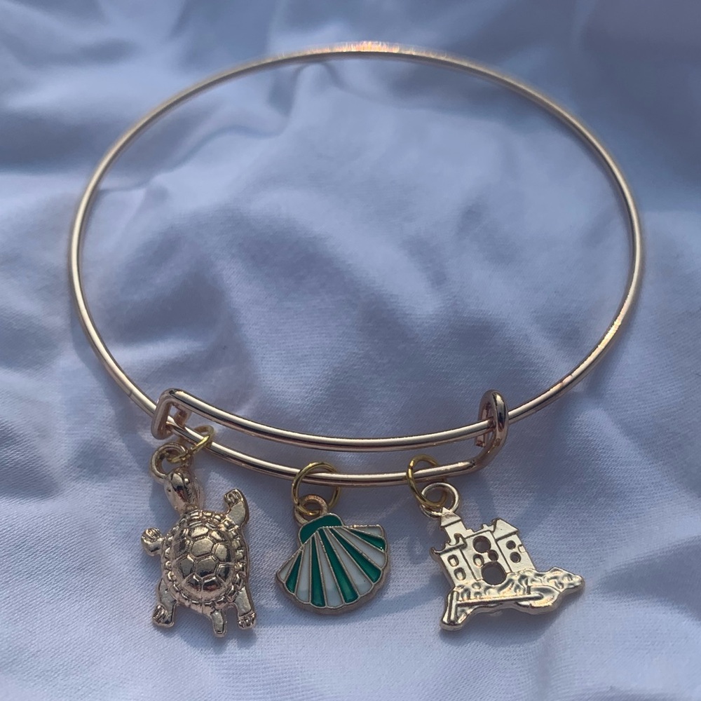 Brand New! Handmade! Adjustable Charm Bracelet - Picture 4 of 5